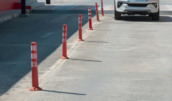 Pourquoi utiliser des bornes escamotables de parking ?