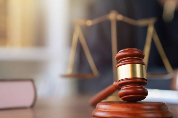 Comprendre le rôle du Commissaire de Justice à Bourg-en-Bresse